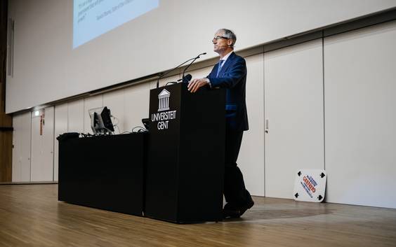 Geert Bourgeois hekelt 