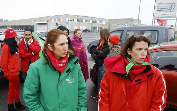 Acties bij Lidl breiden uit: nu al vier van de vijf distributiecentra geblokkeerd 