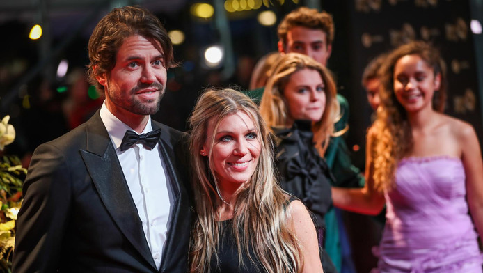 Vrouw van Simon Keizer in verwachting | Nieuws | AD.nl