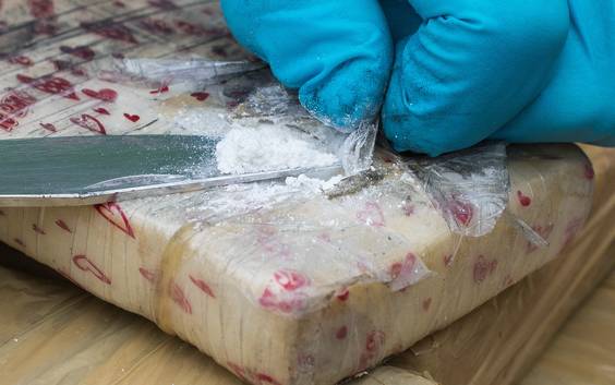 Rommel in drugs en de politie laat je met rust. Dealers vinden België fantastisch, van Nederland hebben ze schrik