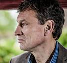 Het zijn dan wel mooie atleten, maar hun voetbal is niet om aan te zien. Iceland go home