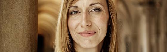 Vreemde boodschap geven we hier over borstvoeding. Zitten we opeens in een andere eeuw?