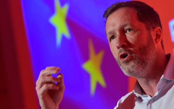 'Mister Europe' blijft in eigen land