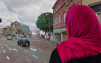 Jonge moslima (19) aangevallen en  verminkt