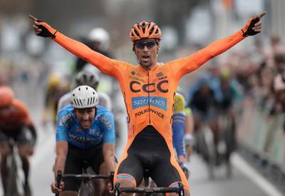 Tsjech Sisr juicht in Ronde van Drenthe, Wesley Kreder vijfde