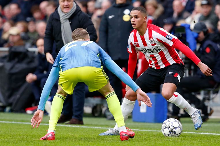 PSV-talent Ihattaren in schaduw van Feyenoorder Kökcü | Trouw