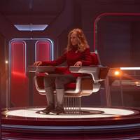 Holly Hunter, de 400-jarige ruimtekapitein in ‘Starfleet Acadamy’: ‘Ik hou wel van dat gebrek aan zekerheid’