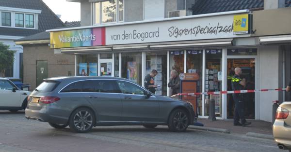Poging tot overval op sigarenspeciaalzaak in Beneden-Leeuwen .