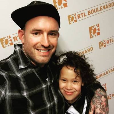 Stiefdochter Ben Saunders wil The Voice Kids winnen