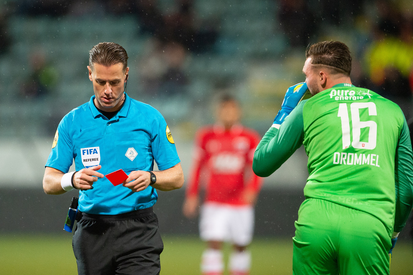 FC Twente vangt bot bij tuchtcommissie: doelman Drommel ...