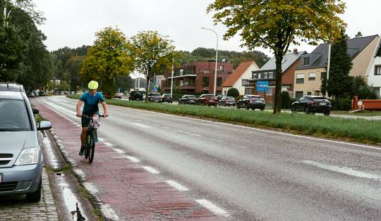 Meer dan 2.600 kilometer ‘moordstrookjes’ langs Vlaamse gewestwegen