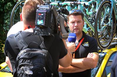 Engels: Kruijswijk ligt op koers in Vuelta