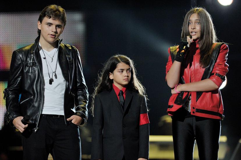 Kinderen van Michael Jackson overwegen aanklacht tegen beschuldigers uit Leaving Neverland-docu