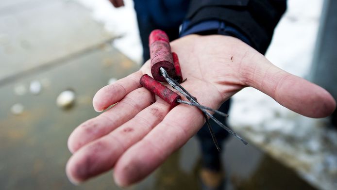 Man Gepakt Met Halve Ton Illegaal Vuurwerk Binnenland Bd Nl