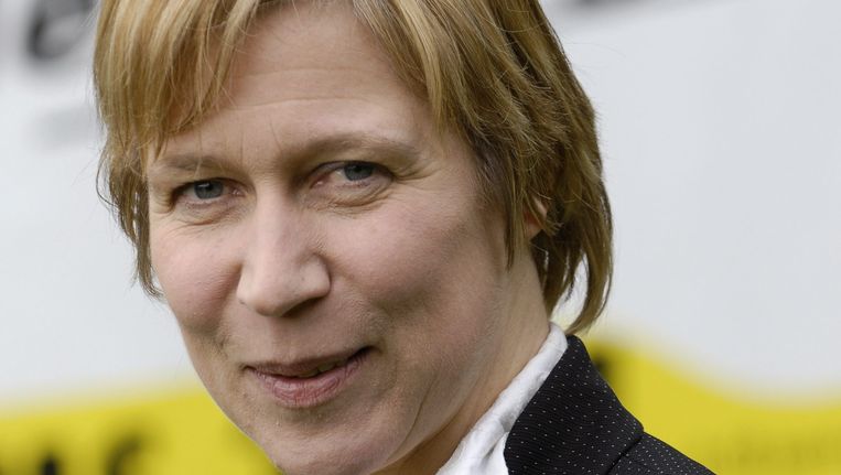 Vlaams Belangers deden duiveluitdrijving in parlement ...