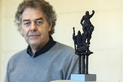 Elke opdracht een droomopdracht voor beeldhouwer Henny Zandjans uit Diepenheim