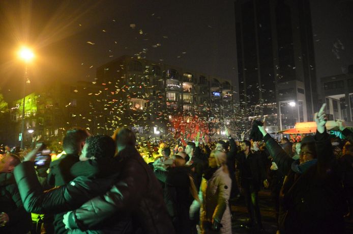 Zoetermeer Rustig Het Nieuwe Jaar In Dansen In De Koude Nacht Oud En Nieuw In De Regio Ad Nl