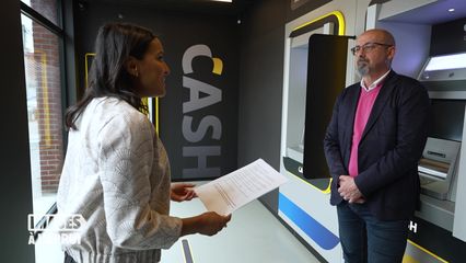 23. Le distributeur leur vole des milliers d'euros !