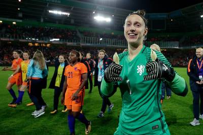 Van Veenendaal pakt pingel: 'Winnen is leuker voor de koning'