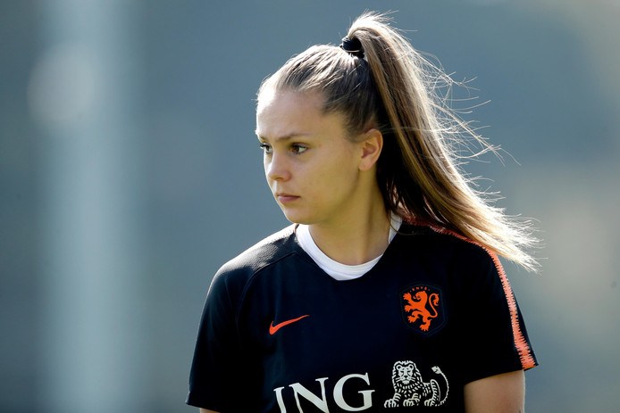 Lieke Martens voert nieuwe recordgeneratie Leeuwinnen aan ...