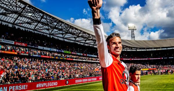 Van Persie aan de slag als spitsentrainer Feyenoord