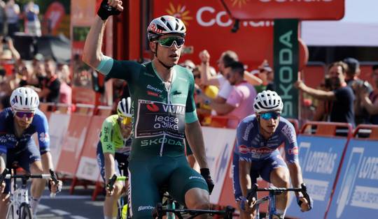 Tweede ritzege: Wout van Aert wint ook zevende etappe in de Vuelta