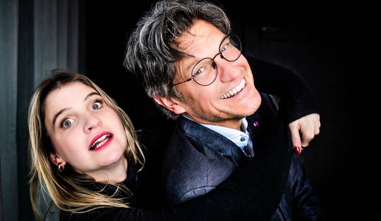 ‘We lachen wat af samen, papa is compleet crazy’: Clara Laureys en haar vader Steven, neurobioloog