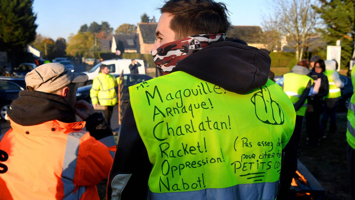 Gilets Jaunes Six Mois Avec Sursis Pour Avoir Renversé Un