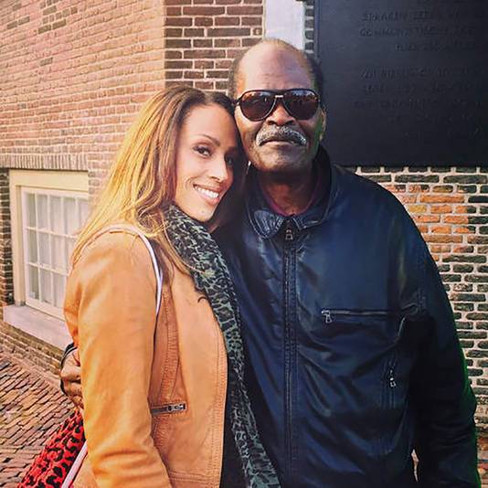 Glennis Grace Mijn Moeder Had Losse Handjes Show Destentor Nl