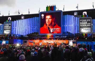 Olympiërs gehuldigd in Olympisch Stadion