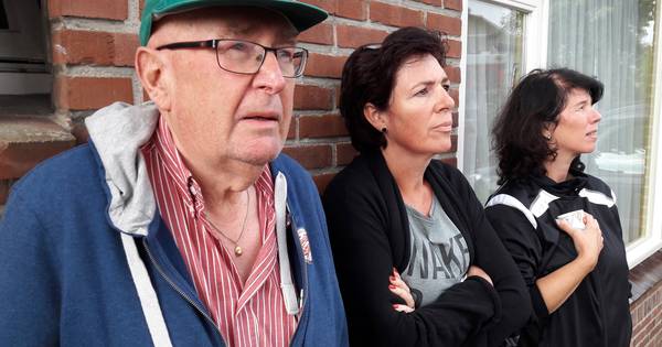 Oud-kastelein treurt bij resten Petjesbar: 'Het was mijn levenswerk' - BD.nl