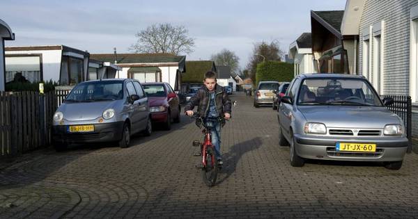 Woonwagenbewoners Waardenburg: het is hier gelukkig Tiel niet - De Gelderlander