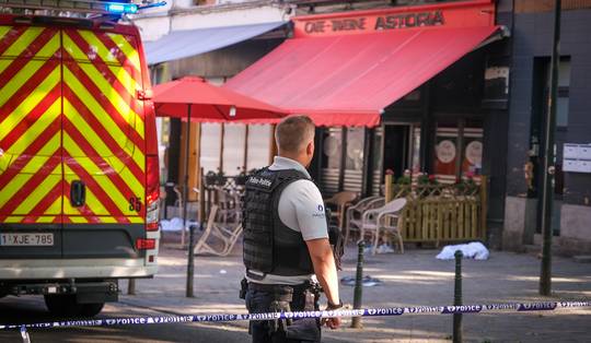 ‘Het was vreselijk om hem zo te zien liggen’: buurtbewoners na dodelijke schietpartij in Sint-Gillis