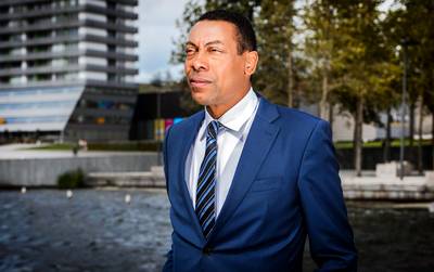 Burgemeester Almere terug van vakantie vanwege reeks geweldsincidenten