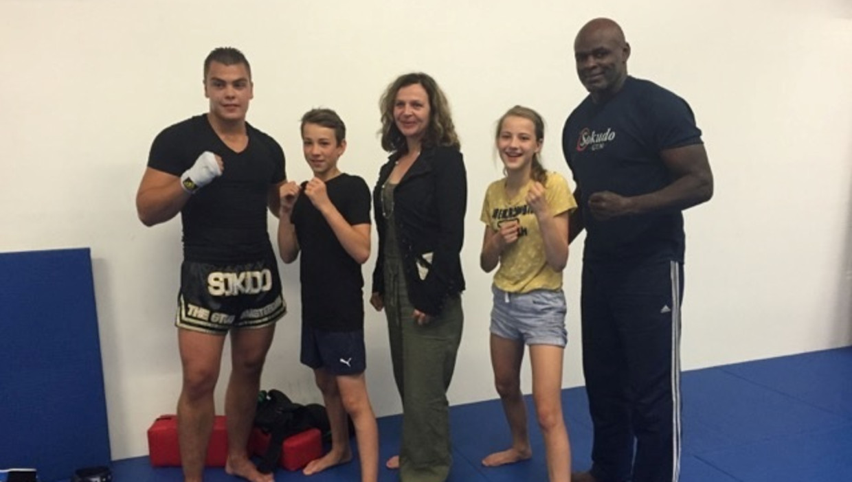 Zonder Kooi Lig Je Bij Mixed Martial Arts Zo Op De Jurytafel De