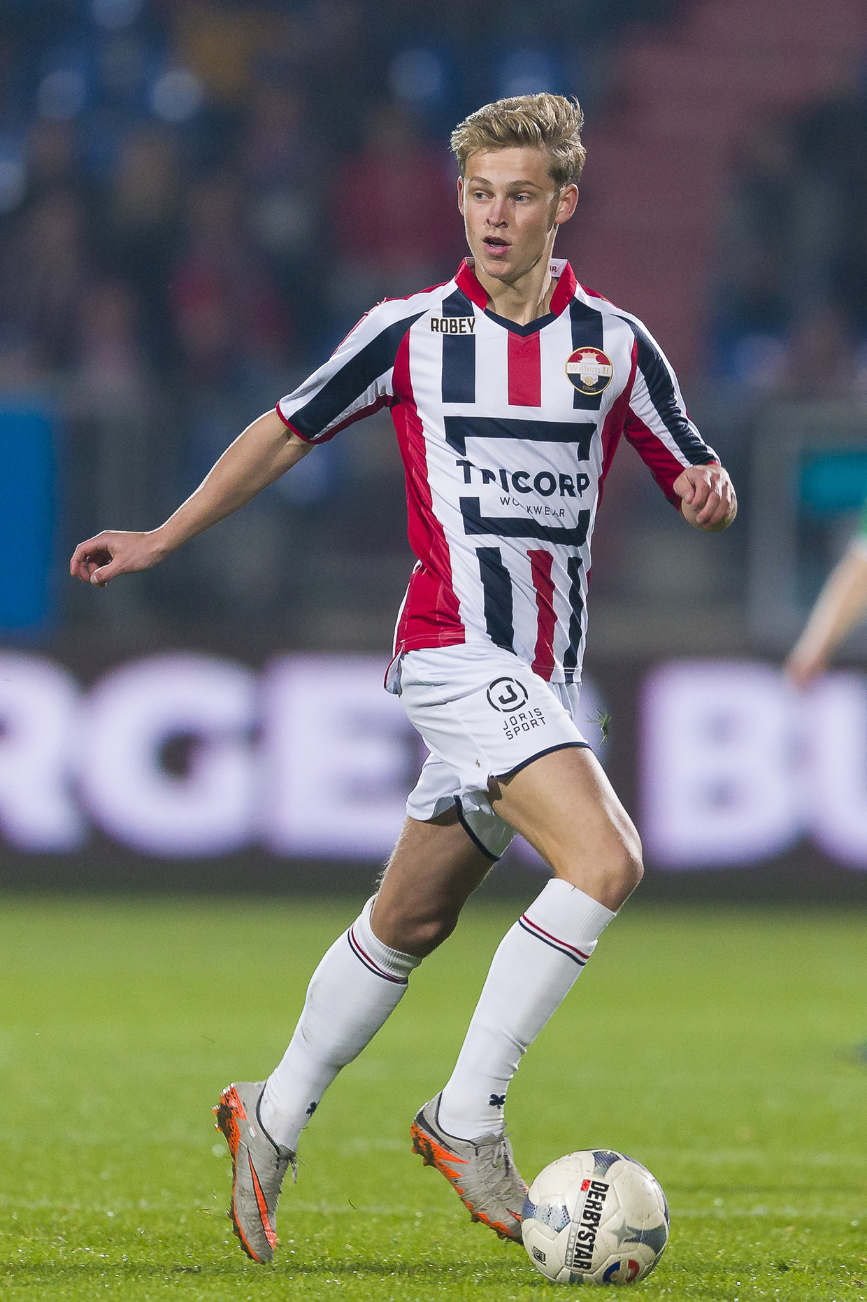 Frenkie de Jong nu al van Willem II naar Ajax | Het Parool