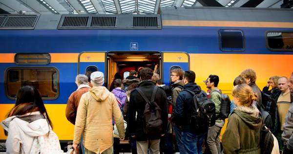 Ns Adviseert Om Maandag Thuis Te Werken Ad Werkt Ad Nl