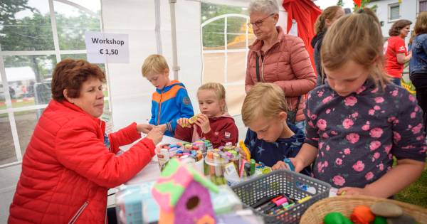 'Als de braderie in Budel-Schoot stopt, komt ze nooit meer terug' - Eindhovens Dagblad