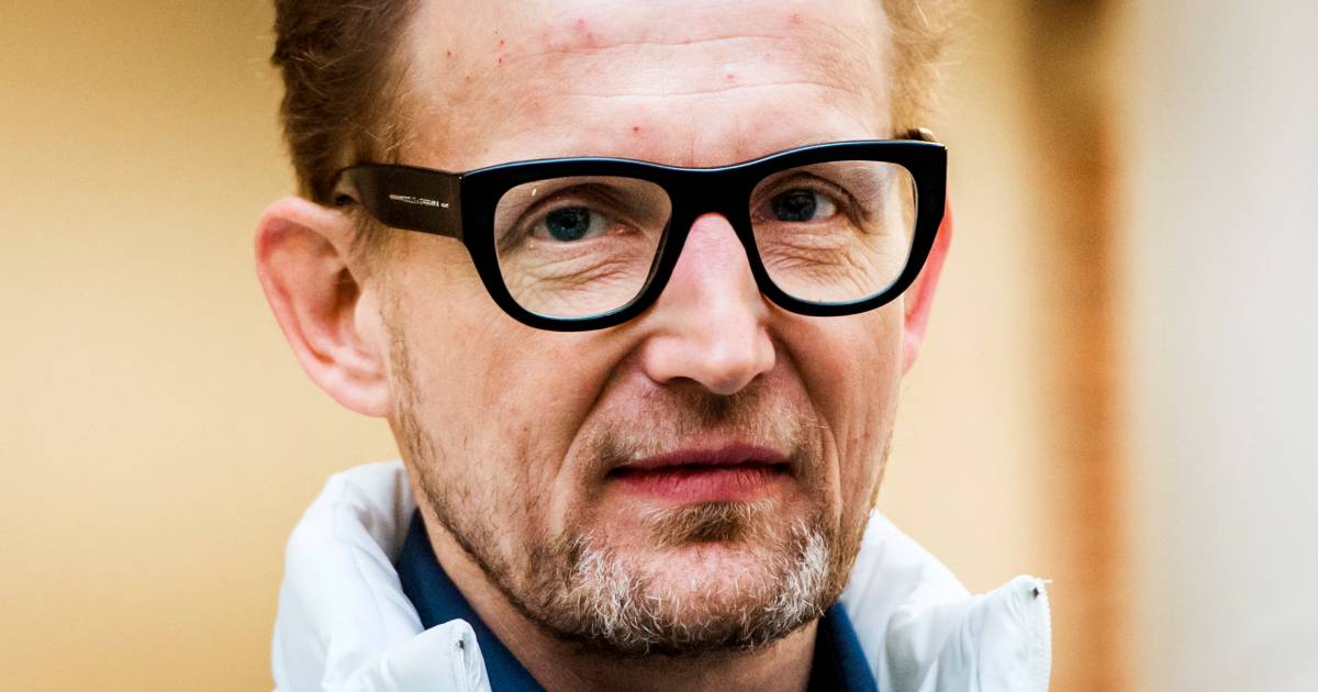 LIVE | 'Mogelijk 2 miljoen doden voor coronavaccin er is', prins Bernhard in quarantaine - De Gelder