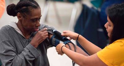 Stemming Trumps nieuwe zorgwet uitgesteld door rebelse senatoren