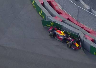 Verstappen crasht in tweede training