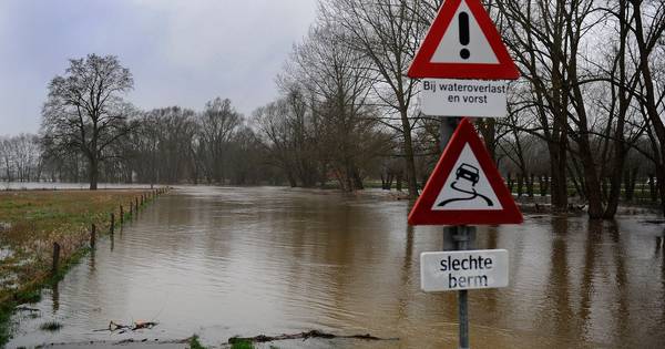 Een geschenk uit hemel: de Dinkel en Regge stromen weer over - Tubantia