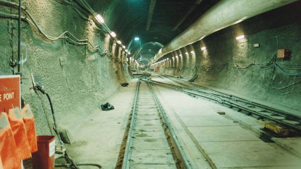Building The Channel Tunnel
