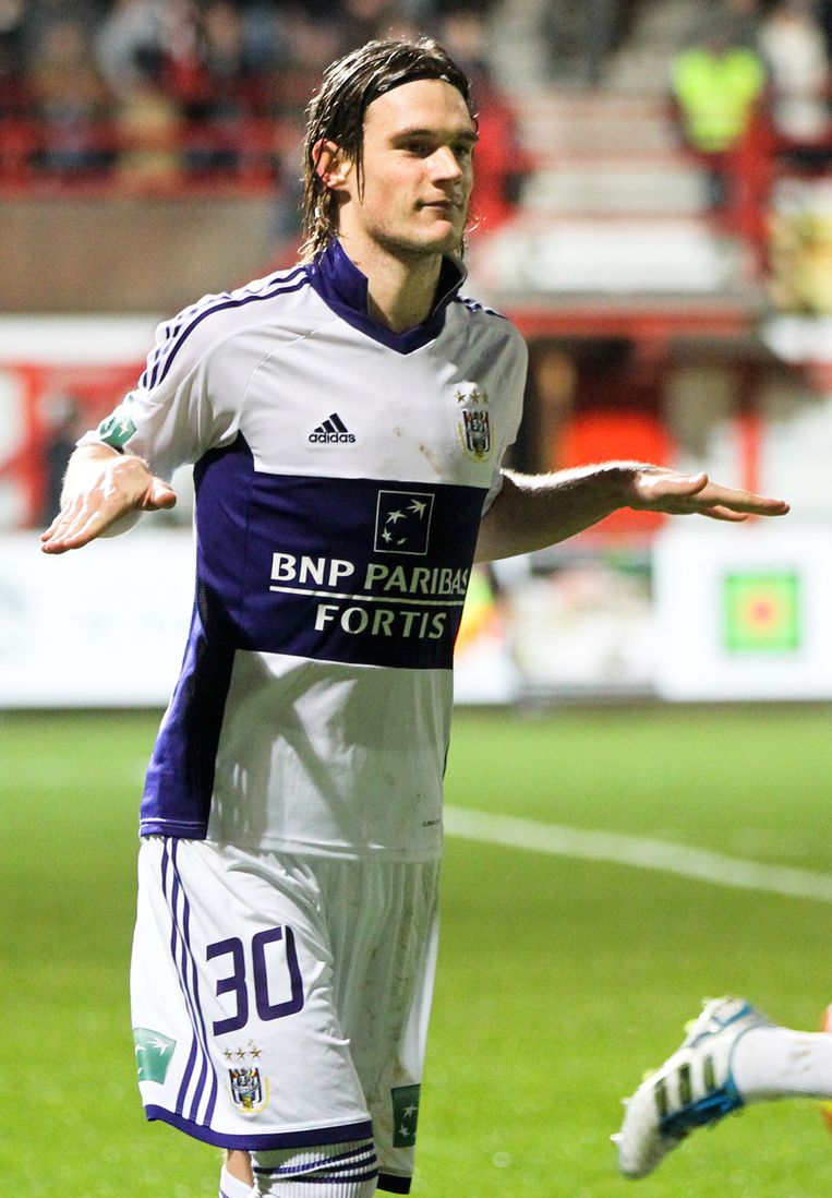 Anderlecht wint lastige match op Kortrijk na lichte penalty | Jupiler Pro League | Sport | HLN
