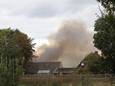 Er is veel rookontwikkeling ontstaan door de grote brand in Bennekom.