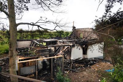 Crowdfunding voor doorstart na brand: straks lunch van servies gemaakt van Lentse klei