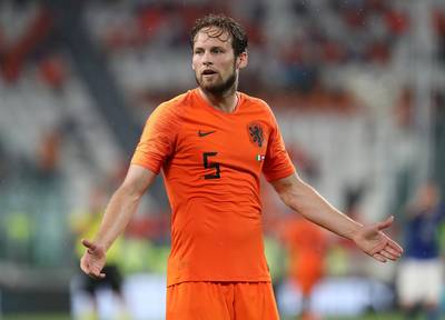 Manchester United bevestigt transfer Blind naar Ajax