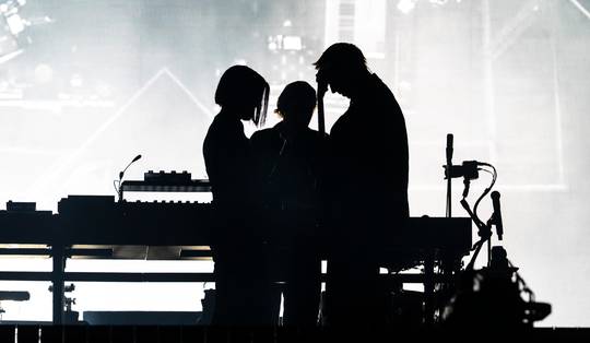 Hoe je met zo weinig zo veel kan doen: The xx imponeerde op Rock Werchter met elke snaaraanslag ★★★★★
