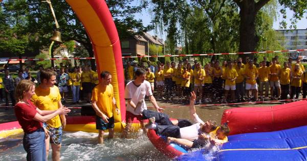 Ongebruikt Examenstunts prima, maar wel eerst voorleggen aan de directie ZY-35