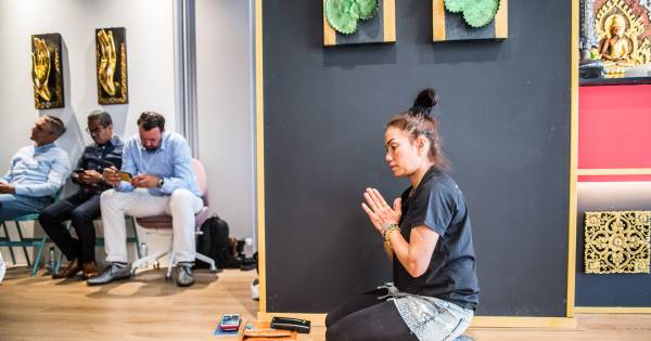 Deze Thaise massagesalon is gezegend - De Gelderlander